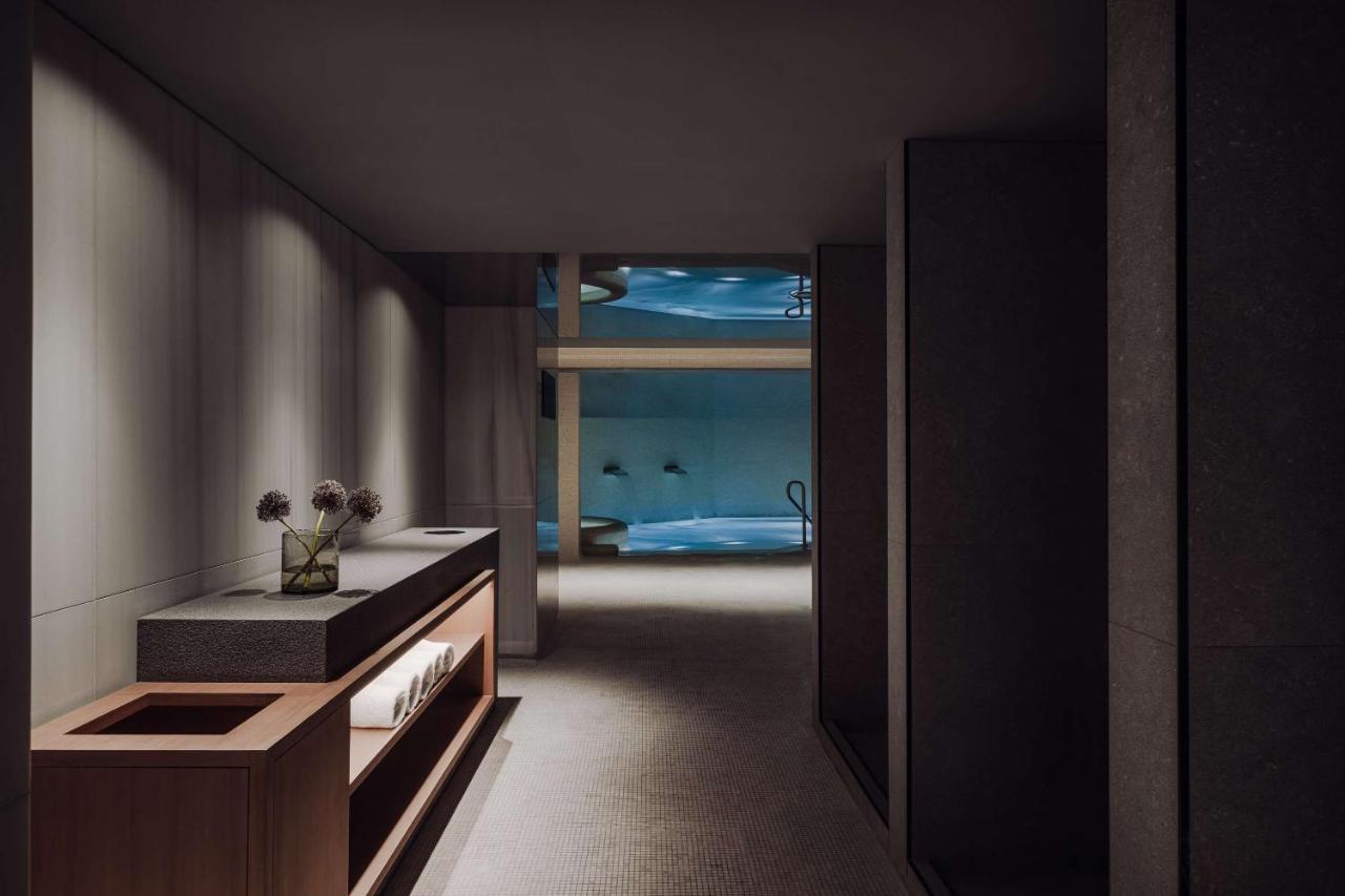 Nobu Hotel Barcelona Bagian luar foto Interior of the spa