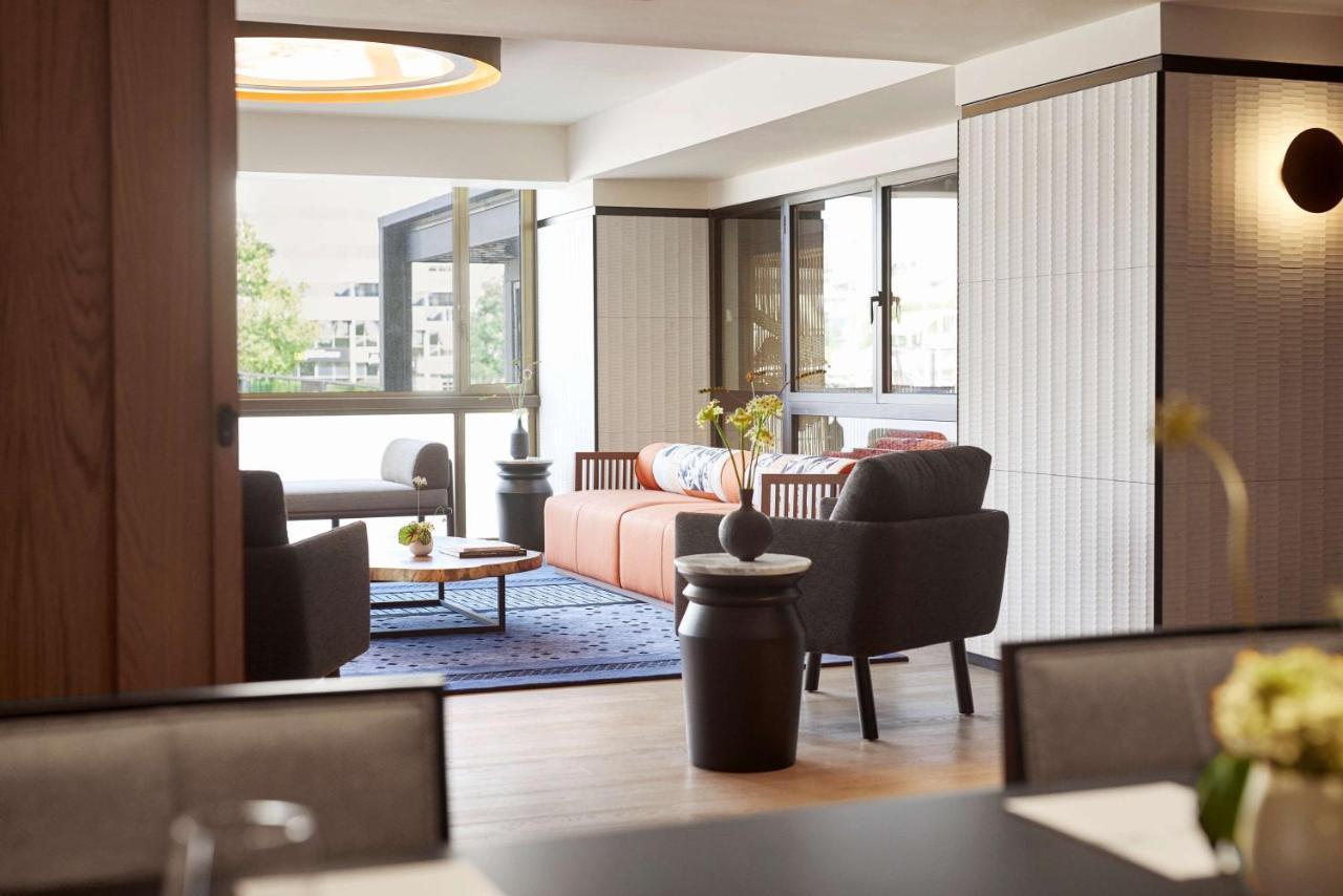 Nobu Hotel Barcelona Bagian luar foto The Living Room at The Hari
