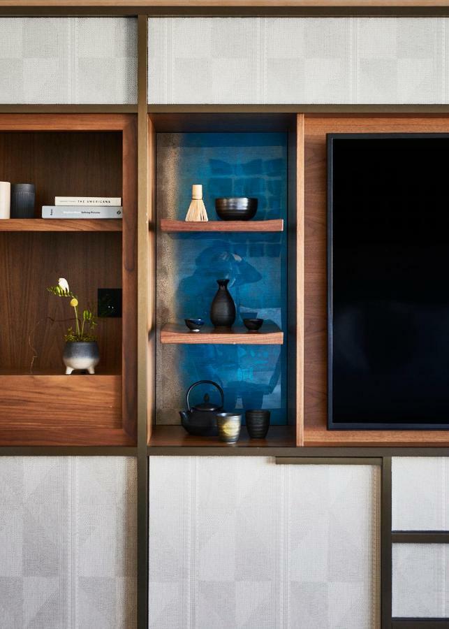 Nobu Hotel Barcelona Bagian luar foto A tea set in a hotel room